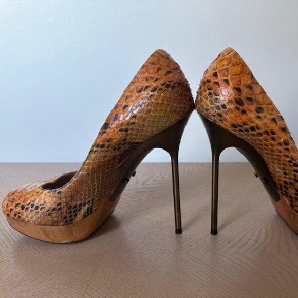 Lanvin Snakeskin Pumps, Gradient Orange, Size Stilleto Heel, Size 37.5, Signed - Picture 4 of 6
